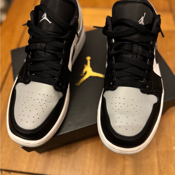 Air jordan 1 low - Picture 2 of 9